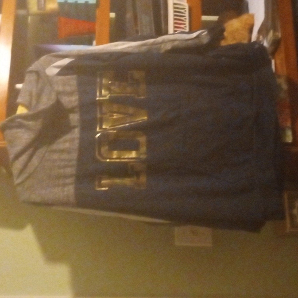 Love hoodie